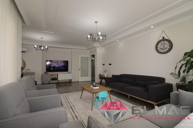 Elmas'tan Viranşehir'de Full Ekstralı,Havuzlu,Bağımsız Mutfak 4+1