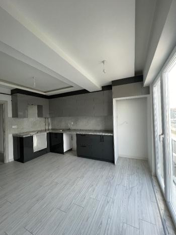 GÜVENAY - ÇORUM FEN LİSESİ BÖLGESİ ANA CADDE ÜZERİ 3+1 KİRALIK DAİRE 