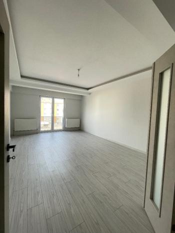 GÜVENAY - ÇORUM FEN LİSESİ BÖLGESİ ANA CADDE ÜZERİ 3+1 KİRALIK DAİRE 