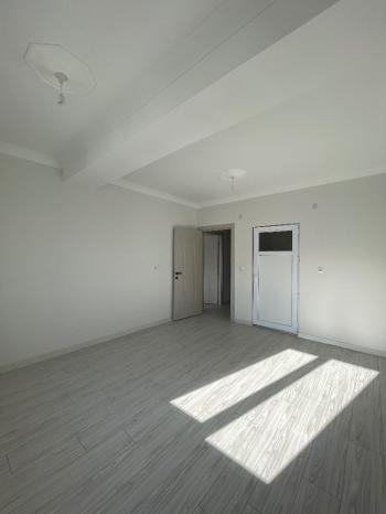 GÜVENAY - ÇORUM FEN LİSESİ BÖLGESİ 3+1 KİRALIK DAİRE 