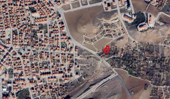 GÜVENAY - ÇORUM KALE YUKARI KAPAKLI BAĞLARI 2483 M2 SATILIK ARSA