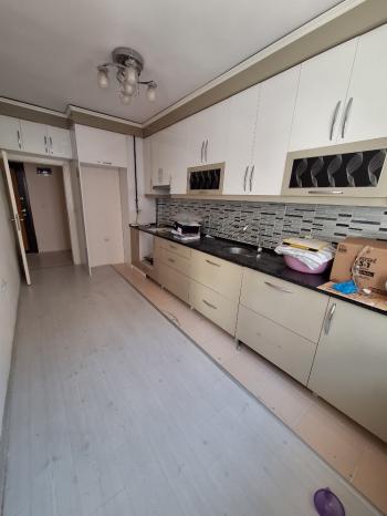 GÜVENAY - ÇORUM BAHÇELİEVLER M. AKİF ERSOY CADDESİ ARA KAT  2+1 SATILIK DAİRE