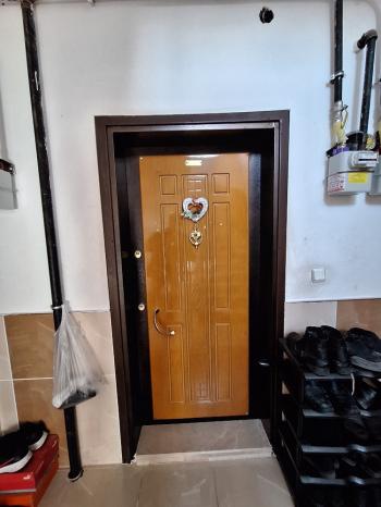 GÜVENAY - ÇORUM BAHÇELİEVLER M. AKİF ERSOY CADDESİ ARA KAT  2+1 SATILIK DAİRE