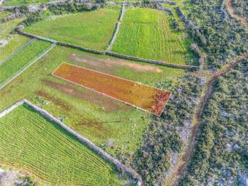 Taşlıca–Söğüt Sınırında 437 m² Müstakil Tapulu, Yola 2. Parsel Satılık Tarla