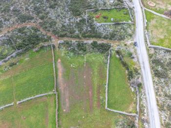 Taşlıca–Söğüt Sınırında 437 m² Müstakil Tapulu, Yola 2. Parsel Satılık Tarla