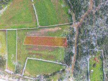 Taşlıca–Söğüt Sınırında 437 m² Müstakil Tapulu, Yola 2. Parsel Satılık Tarla