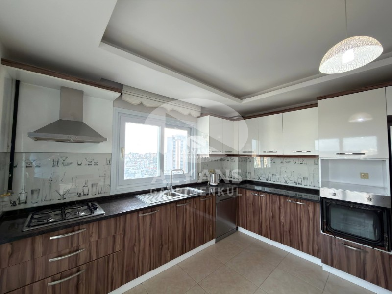 ALYANS'TAN MÜKEMMEL LOKASYONDA FULL SOSYAL ALANLI LÜKS 3+1