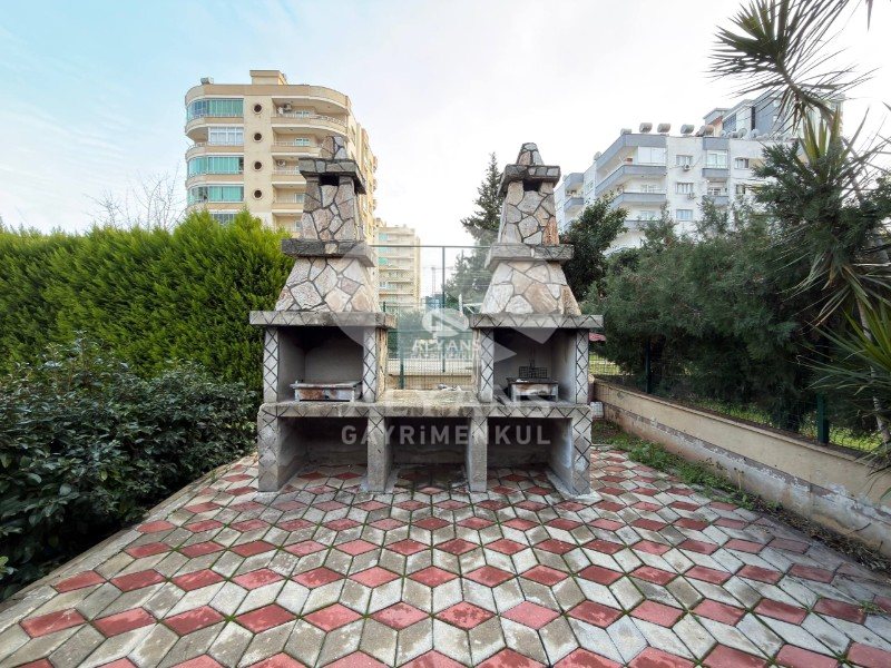 ALYANS'TAN MÜKEMMEL LOKASYONDA FULL SOSYAL ALANLI LÜKS 3+1