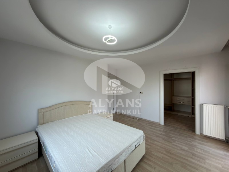 ALYANS'TAN MÜKEMMEL LOKASYONDA FULL SOSYAL ALANLI LÜKS 3+1