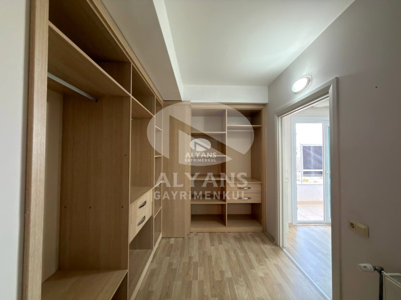 ALYANS'TAN MÜKEMMEL LOKASYONDA FULL SOSYAL ALANLI LÜKS 3+1