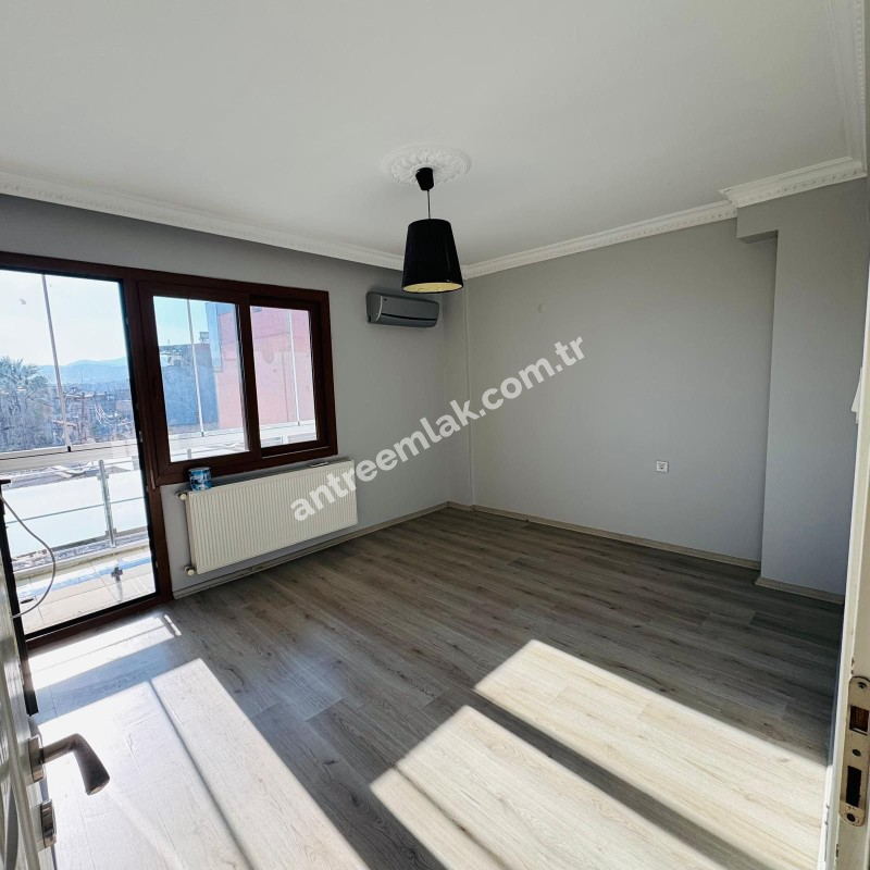 Antre Emlak'tan Kiralık Çalıkuşu Mahallesinde İçi Yapılı 3+1, Doğalgazlı 130 M2 Ferah ve Bakımlı Daire