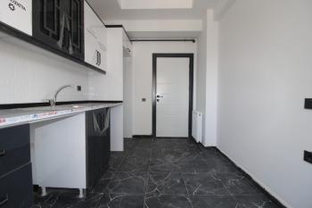 ASLAN'DAN ULAŞIMA YAKIN BAĞIMSIZ MUTFAKLI KİRALIK SIFIR 2+1