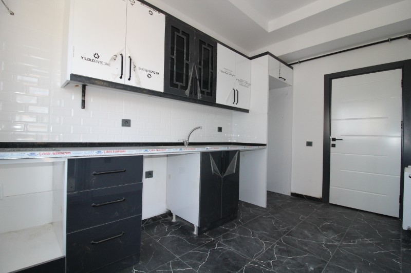 ASLAN'DAN ULAŞIMA YAKIN BAĞIMSIZ MUTFAKLI KİRALIK SIFIR 2+1