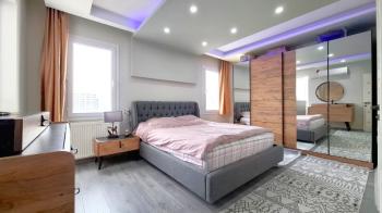 Elmas'tan Merkez'de Konum Harikası Havuzlu Bağımsız Mutfak 3+1