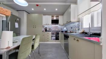 Elmas'tan Merkez'de Konum Harikası Havuzlu Bağımsız Mutfak 3+1