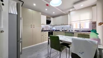 Elmas'tan Merkez'de Konum Harikası Havuzlu Bağımsız Mutfak 3+1