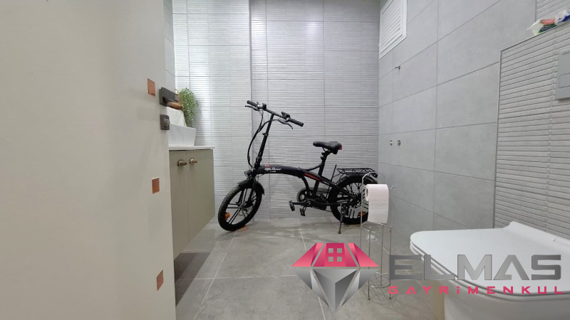 Elmas'tan Merkez'de Konum Harikası Havuzlu Bağımsız Mutfak 3+1