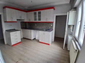 GÜVENAY - ÇORUM ULUKAVAK MAH. DR. SADIK AHMET CADDESİ ÜZERİNDE SATILIK 3+1 DAİRE