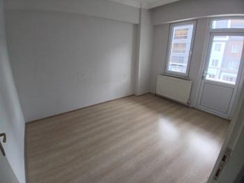 GÜVENAY - ÇORUM ULUKAVAK MAH. DR. SADIK AHMET CADDESİ ÜZERİNDE SATILIK 3+1 DAİRE