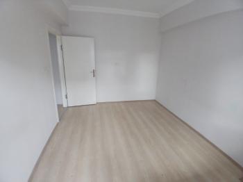 GÜVENAY - ÇORUM ULUKAVAK MAH. DR. SADIK AHMET CADDESİ ÜZERİNDE SATILIK 3+1 DAİRE