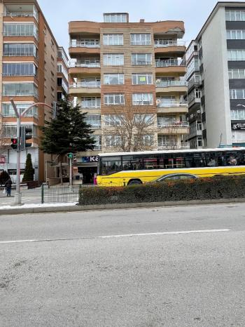 Güvenay - Çorum Karakeçili Mah. Gazi Caddesi Üzeri Satılık Daire 