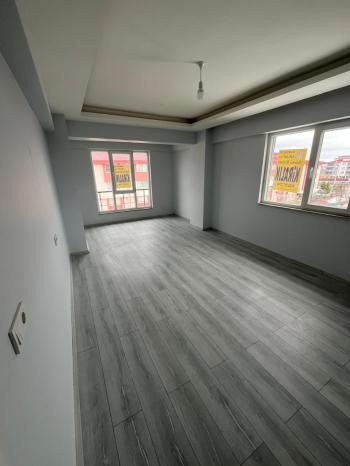 ÜNİVERSİTE BÖLGESİNDE KİRALIK 2+1 DAİRE 