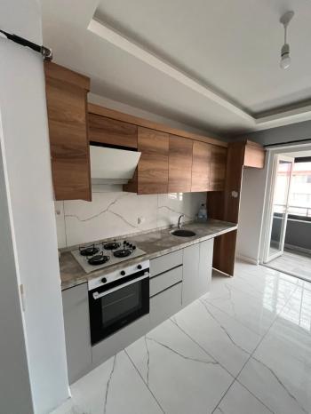 ÜNİVERSİTE BÖLGESİNDE KİRALIK 2+1 DAİRE