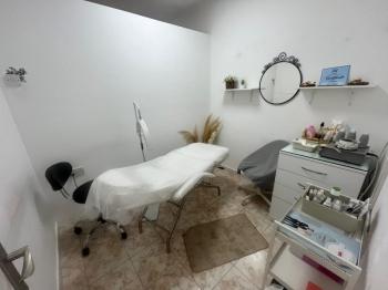 KÜÇÜK KAYMALI'DA  AYLIK ÖDEMELİ DEVREN KİRALIK İŞ YERİ 