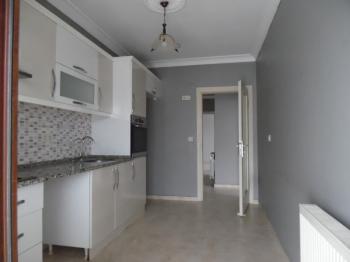 CUMHURİYET PARKINA YAKIN BÜLENT ECEVİT BULVARI CEPHELİ 3+1 KİRALIK DAİRE 