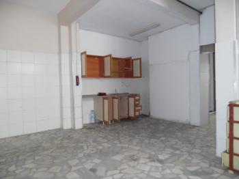 SARILAR YOLU ÜZERİNDE CADDE CEPHELİ 100 M2 DÜKKAN