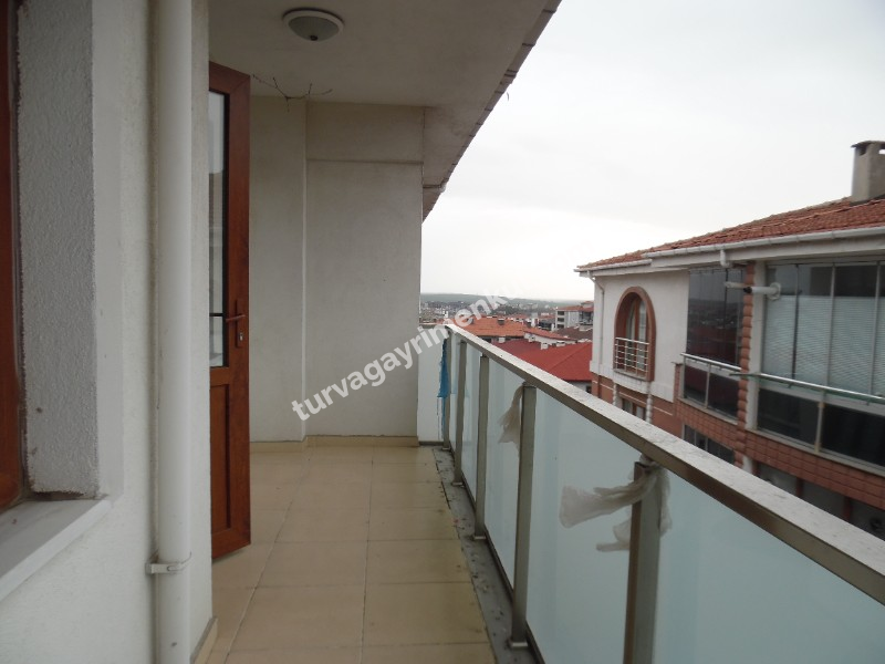 CUMHURİYET PARKINA YAKIN BÜLENT ECEVİT BULVARI CEPHELİ 3+1 KİRALIK DAİRE 