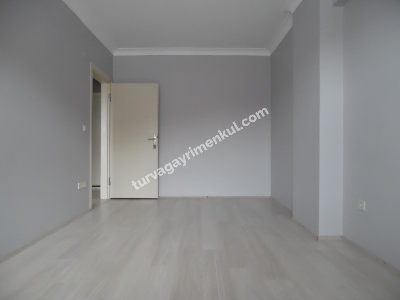 CUMHURİYET PARKINA YAKIN BÜLENT ECEVİT BULVARI CEPHELİ 3+1 KİRALIK DAİRE 