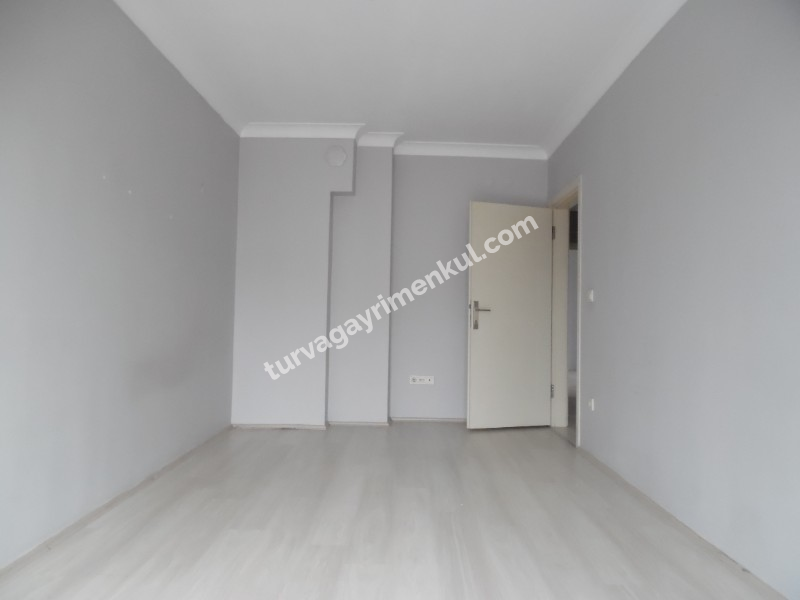 CUMHURİYET PARKINA YAKIN BÜLENT ECEVİT BULVARI CEPHELİ 3+1 KİRALIK DAİRE 