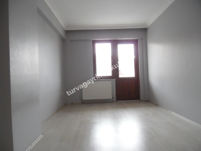 CUMHURİYET PARKINA YAKIN BÜLENT ECEVİT BULVARI CEPHELİ 3+1 KİRALIK DAİRE 