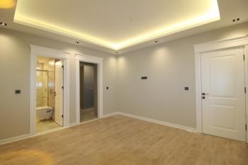 ASLAN'DAN HAVUZLU SİTEDE GENİŞ METRAJLI ULTRALÜKS 5+1