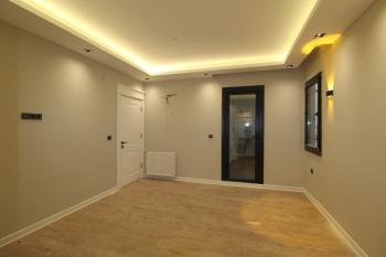 ASLAN'DAN HAVUZLU SİTEDE GENİŞ METRAJLI ULTRALÜKS 5+1