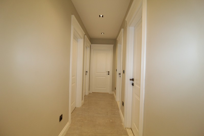 ASLAN'DAN HAVUZLU SİTEDE GENİŞ METRAJLI ULTRALÜKS 5+1