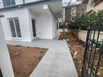 DİDİM HİSAR MAHALLESİ’NDE MÜSTAKİL BAHÇELİ, GENİŞ VERANDALI 2+1 DAİRE FİYAT: 4.100.000 TL (Pazarlık Payı Mevcuttur)