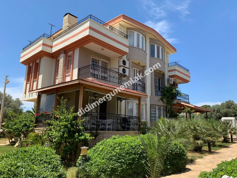  AKBÜK FEVZİ PAŞA MAHALLESİ | DENİZE 50 METRE | 5+1 BİTİŞİK NİZAM VİLLA  FİYAT: 10.650.000TL