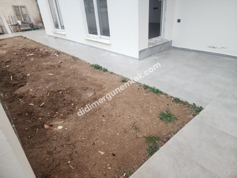 DİDİM HİSAR MAHALLESİ’NDE MÜSTAKİL BAHÇELİ, GENİŞ VERANDALI 2+1 DAİRE FİYAT: 4.100.000 TL (Pazarlık Payı Mevcuttur)