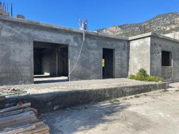 Girne Kozanköy'de Satılık 3+1 Bitmeye Yakın Müstakil Ev