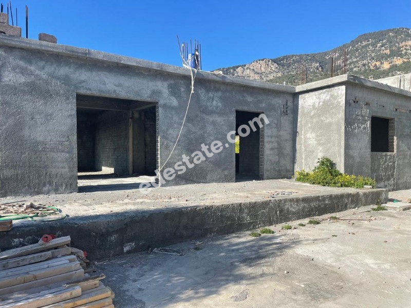 Girne Kozanköy'de Satılık 3+1 Bitmeye Yakın Müstakil Ev