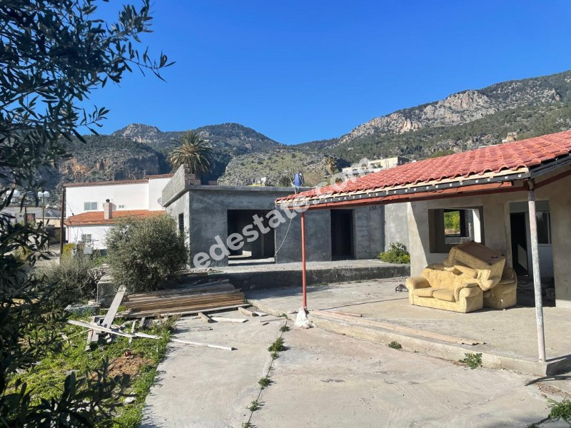 Girne Kozanköy\\\\\\\\\\\\\\\\\\\\\\\\\\\\\\\'de Satılık 3+1 Bitmeye Yakın Müstakil Ev