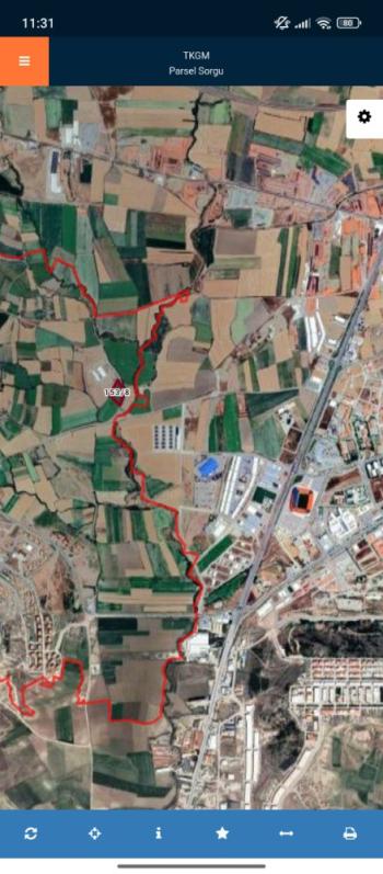 Güvenay - Çorum Celil Kırı Mevkii Belediye At Çiftliği Yanı Satılık İmara Yakın Satılık Tarla