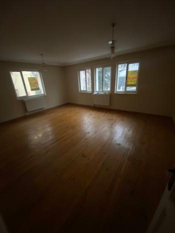 GÜVENAY - ÇORUM ULUKAVAK MAH. SAKARYA İLKOKULU CİVARI KİRALIK DAİRE