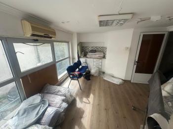 KUMSAL'DA ZEMİNKAT DEVREN KİRALIK İŞ YERİ 