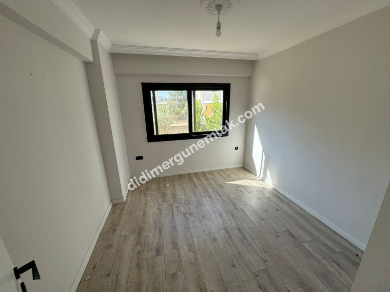 DİDİM AKBÜK’TE HAVUZLU SİTE İÇERİSİNDE BAHÇELİ 2+1 DAİRE FİYAT: 4.950.000TL