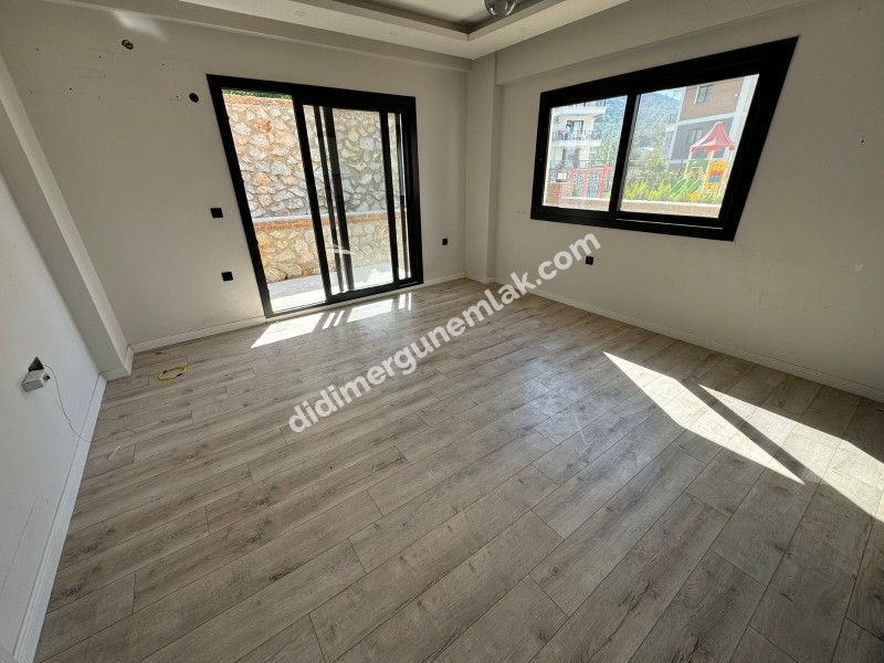 DİDİM AKBÜK’TE HAVUZLU SİTE İÇERİSİNDE BAHÇELİ 2+1 DAİRE FİYAT: 4.950.000TL