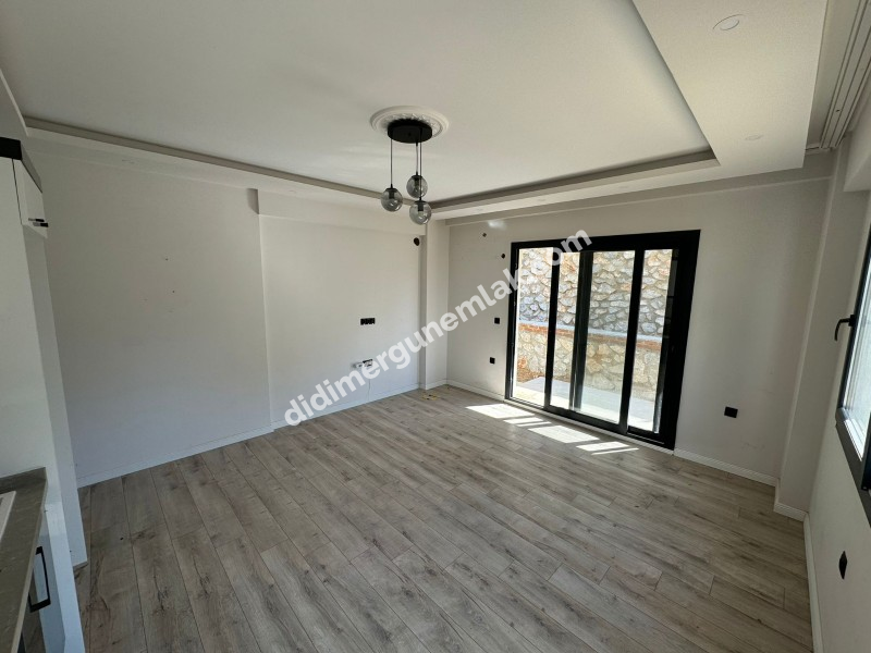 DİDİM AKBÜK’TE HAVUZLU SİTE İÇERİSİNDE BAHÇELİ 2+1 DAİRE FİYAT: 4.950.000TL