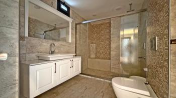 Elmas’tan Akdeniz’de Tek Blok Havuzlu Kaliteli İşçilik Lüks 4+1